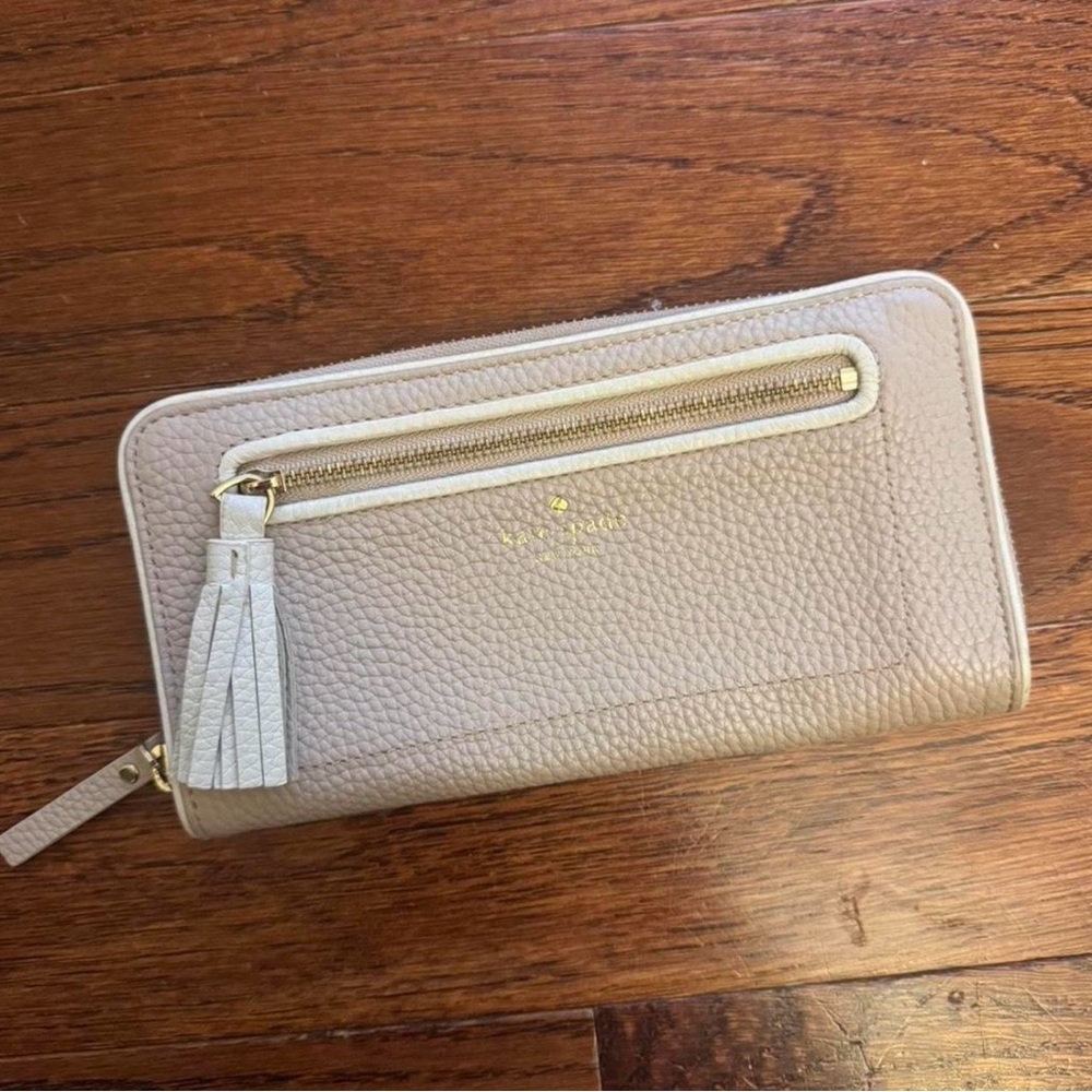 Kate Spade Beige Leather Wallet with Tassel